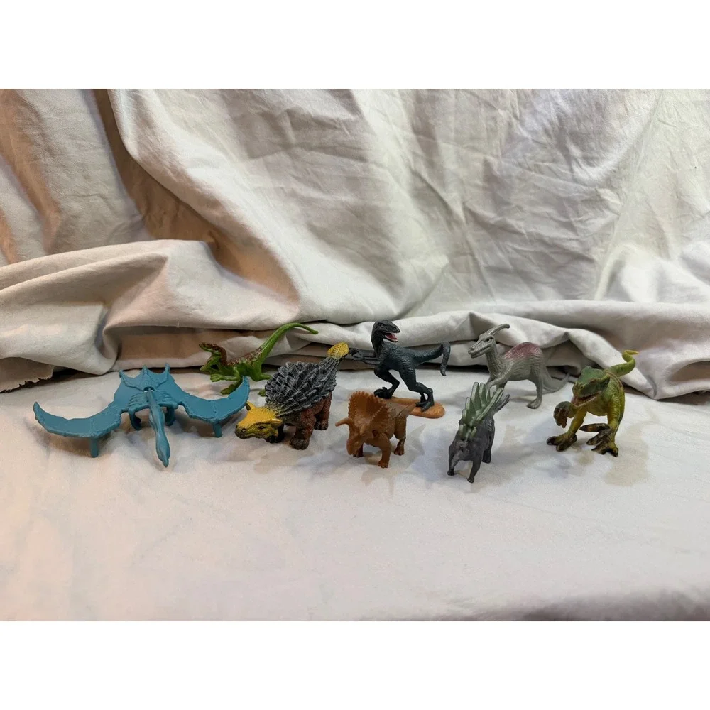 Assorted Dinosaur Action Figure Toy Lot 8 Piece Set Triceratops Stegosaurus